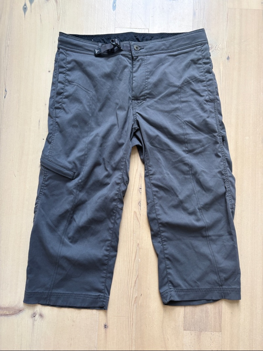 Prana Women's Cargo Pants Cropped Capri Length Breathe Gray - M